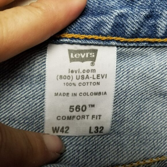 Levis Jeans Mens 42x32 100% Cotton 560 Vintage Comfort Fit Tapered Leg *Read* - Picture 6 of 16